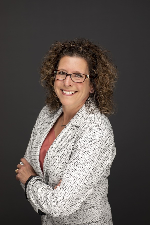 Traci Buttrum, Realtor/Broker Owner The Real Estate Group Inc